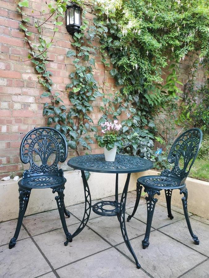 Spacious Refurbished Flat With A Garden Near Tube, Train, Thames And The City Center Londres Exterior foto